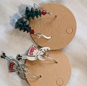 Two pairs dangle earrings Christmas theme
